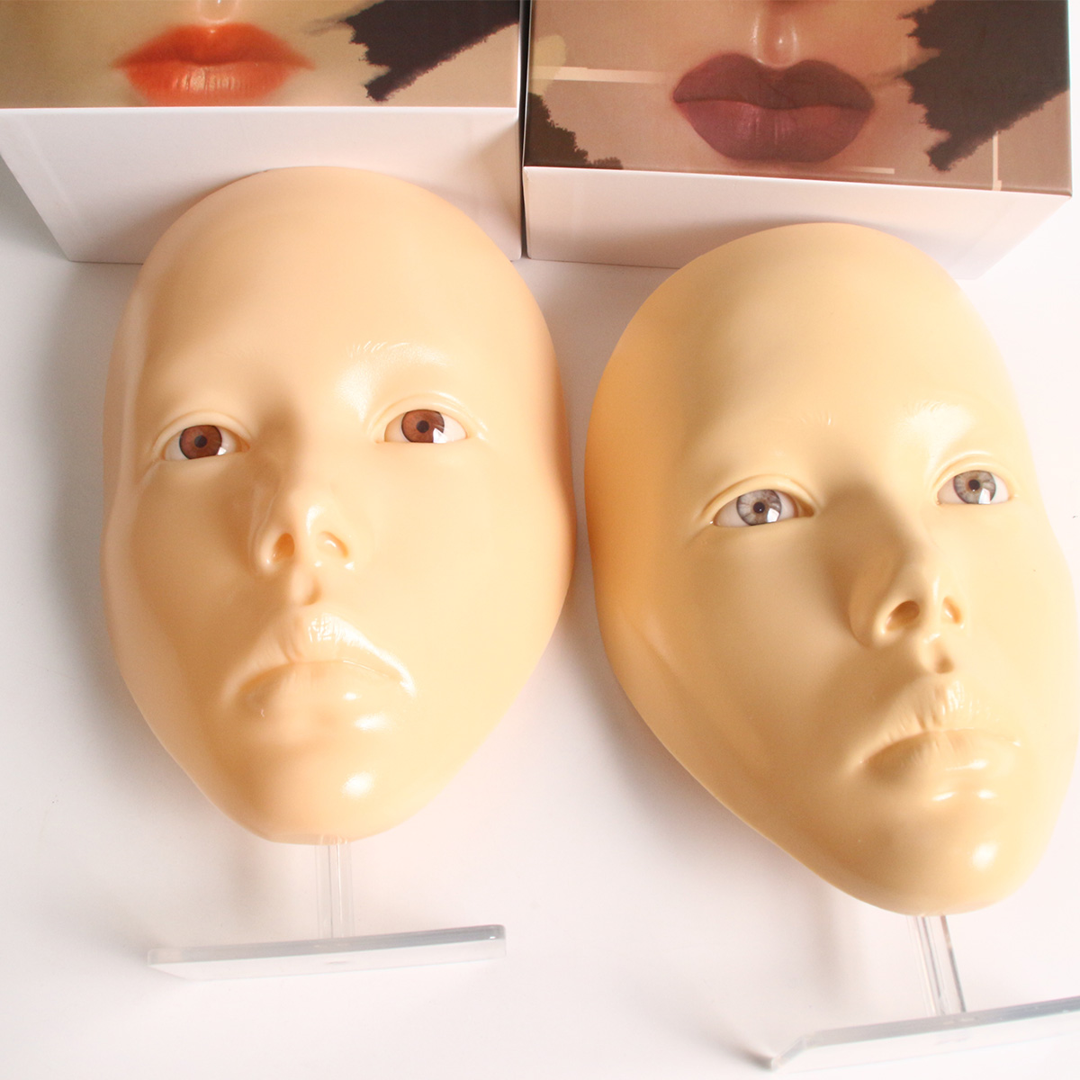แผ่นซิลิโคนฝึกแต่งหน้าแบบเต็มห - Beauty Makeup Academy บทวิจารณ์และราคา